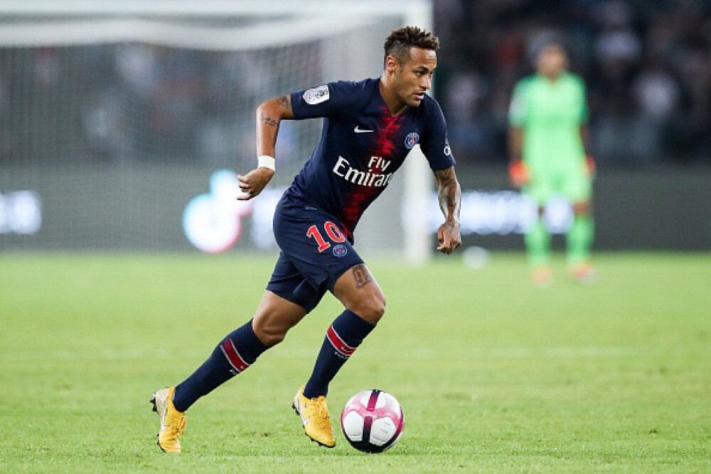 周末与凯塞多的对位？赖斯：我们是不同位置，我对他充满敬意