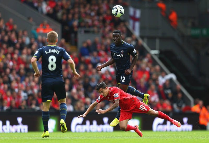 欧冠战报：马杜埃凯双响，马丁内利破门，阿森纳3-0布鲁日